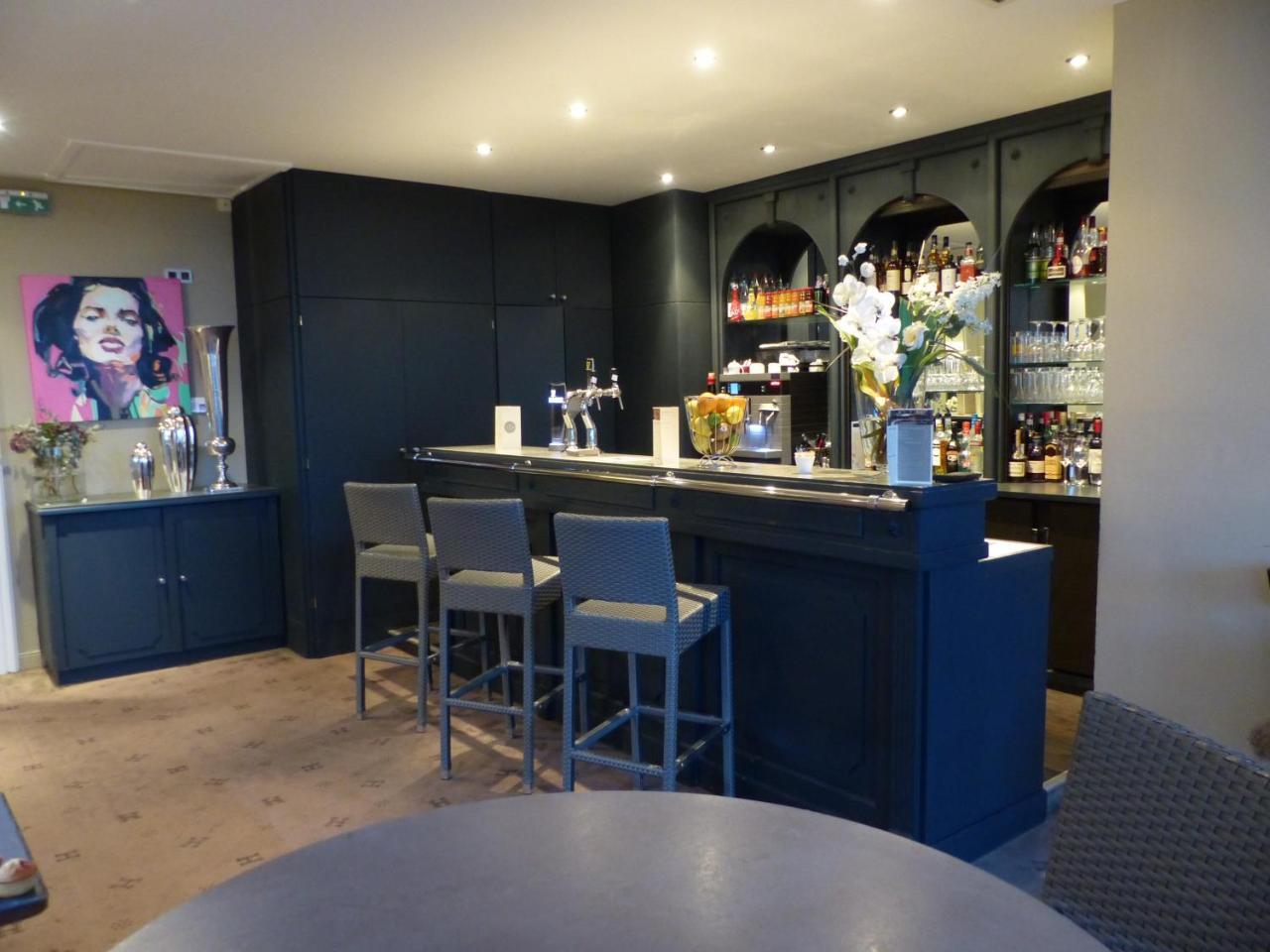 Le H - Hotel & Restaurant Barr Eksteriør bilde